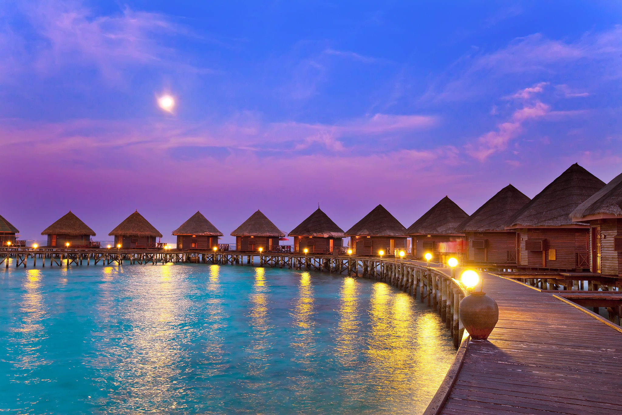Sri Lanka private tour and transport service