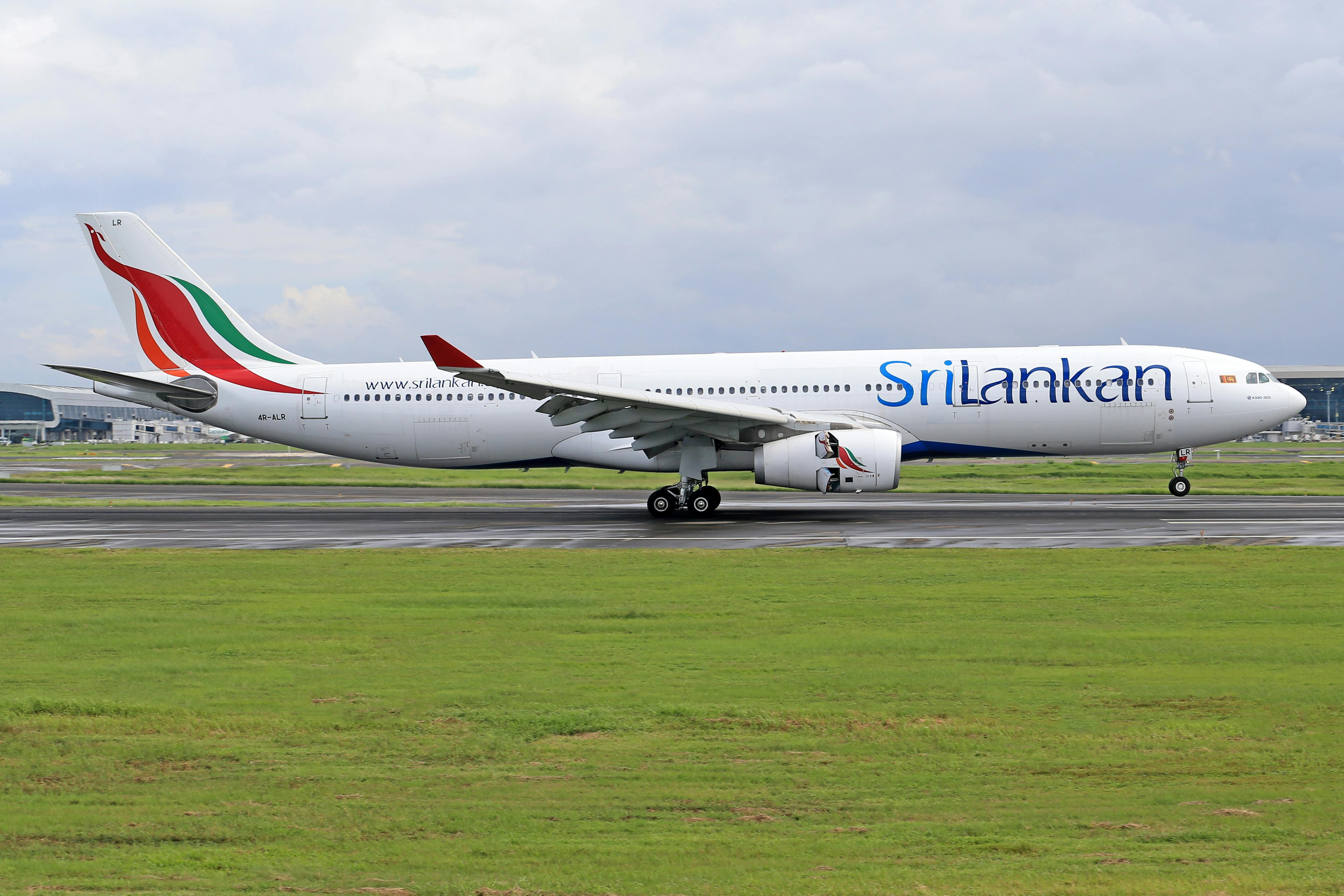 Airport to Negombo Private Transfer